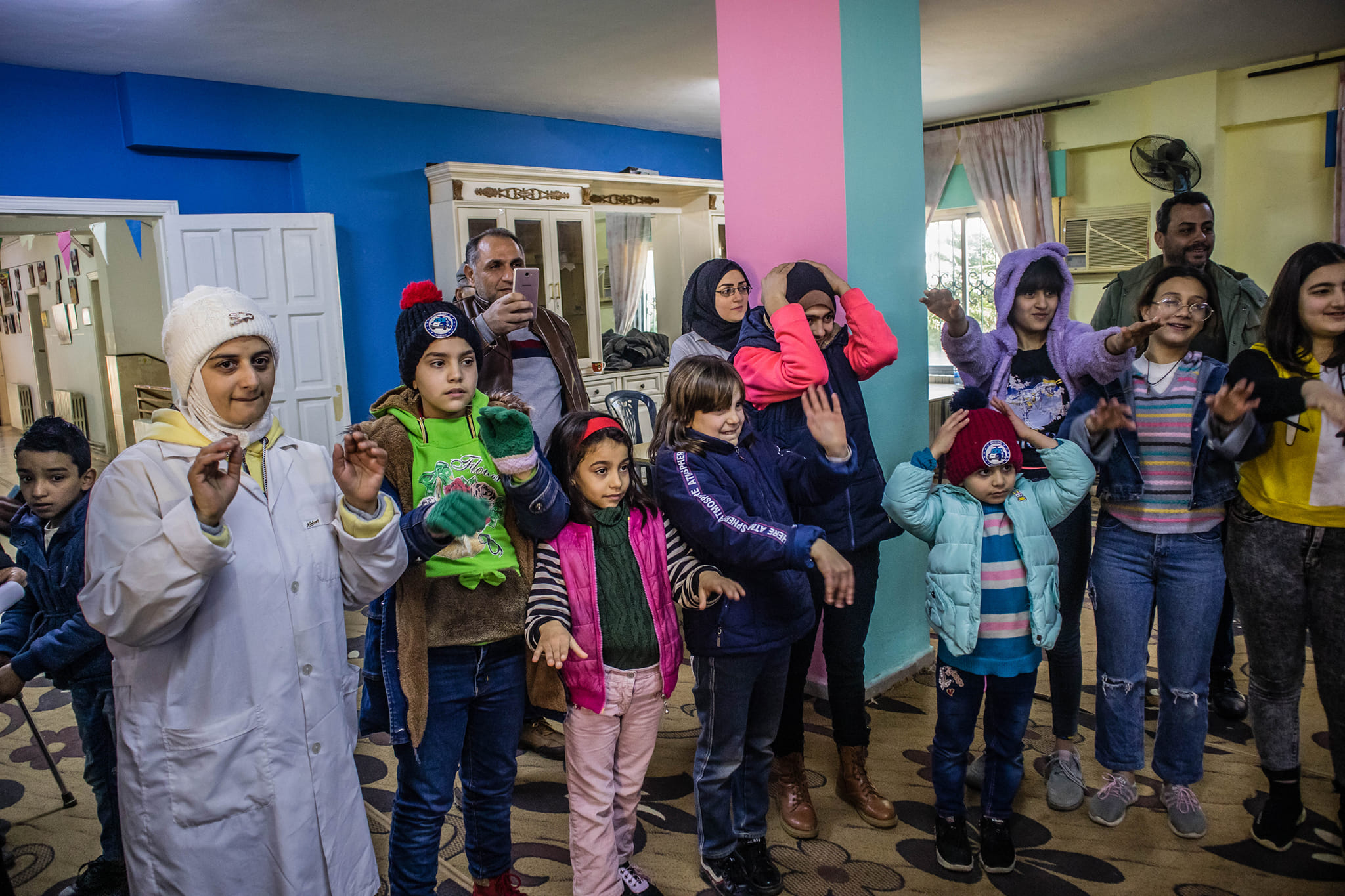 أثناء الإشراف على توزيع تبرعاتكم في مدينة اللاذقية🙏